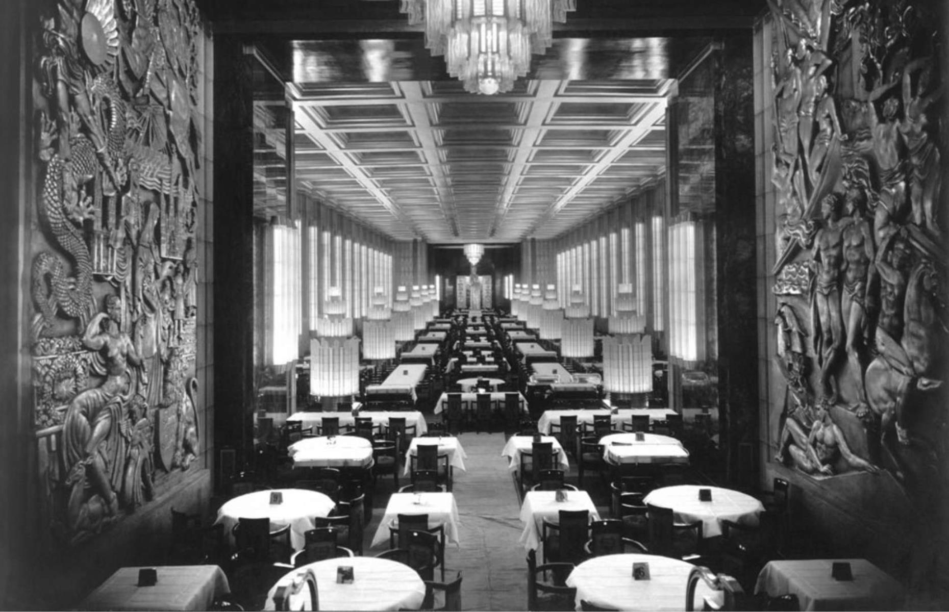 4. SS Normandie (1,029 feet)